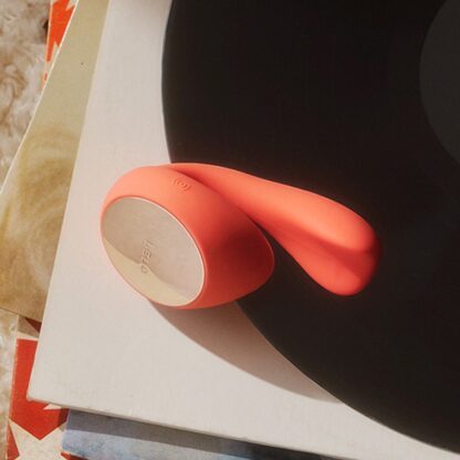 LELO Ida Wave (Coral Red) - Image 2